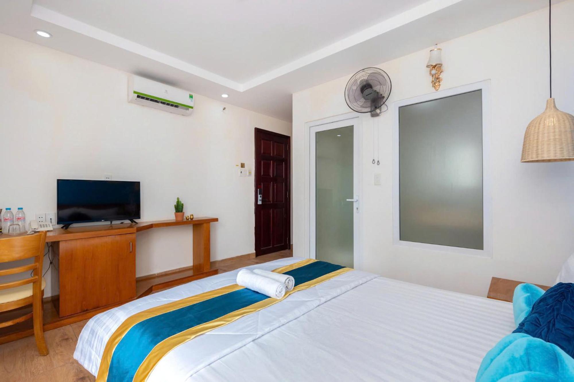 Summer Beach Hotel - Back Beach Вунгтау Экстерьер фото
